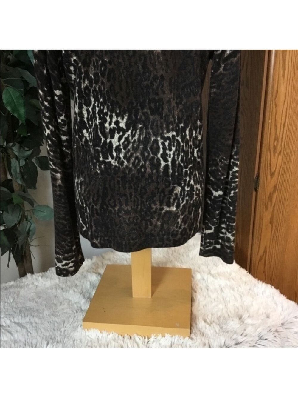 Neiman Marcus 100% Cashmere Leopard Print Cardigan Sweater XL NWT - Picture 7 of 13